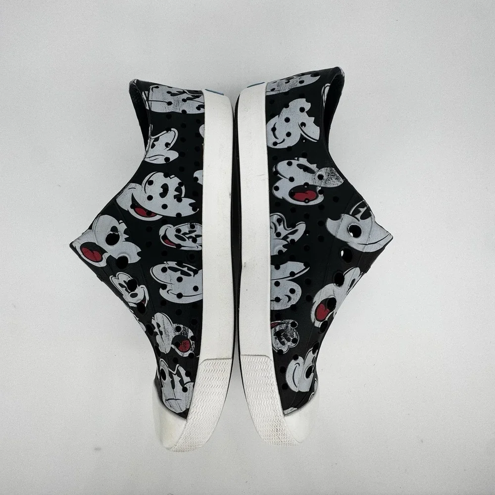 Native Shoes Mickey‎ Mouse Print Water Shoes Slip On Womens Size 6 Black